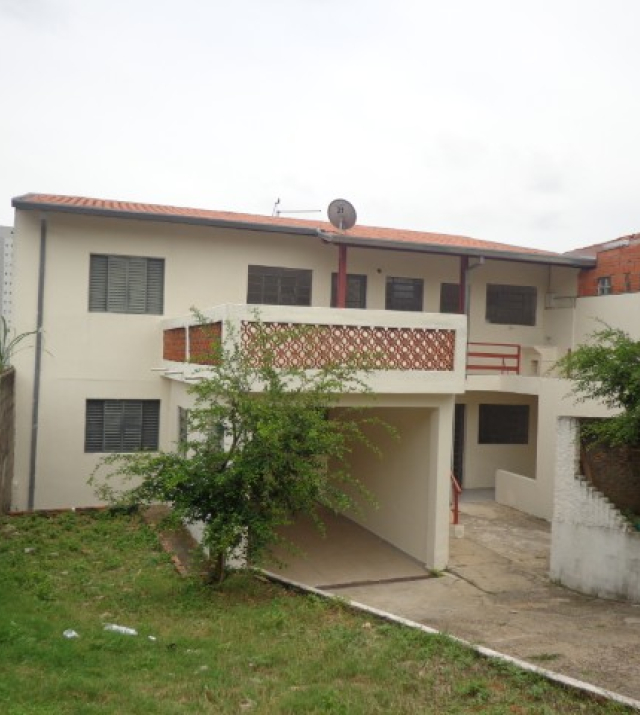 C1052 7.JPG